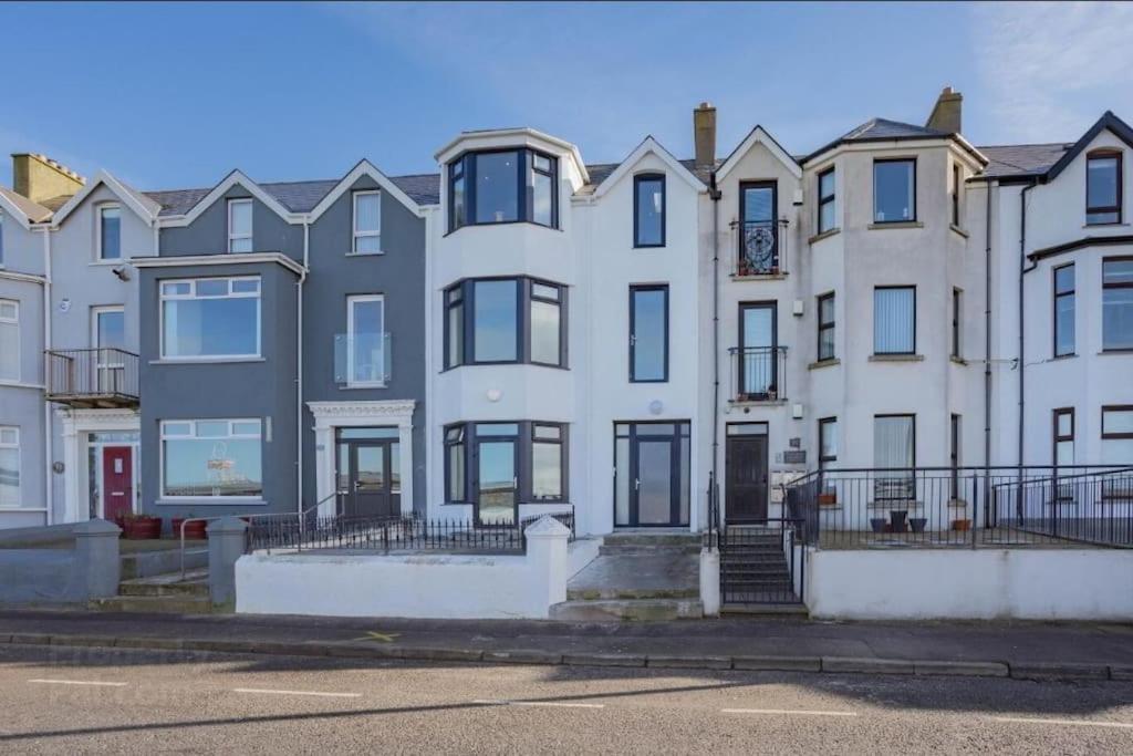 Modern Apartment With Sea Views Portrush Buitenkant foto