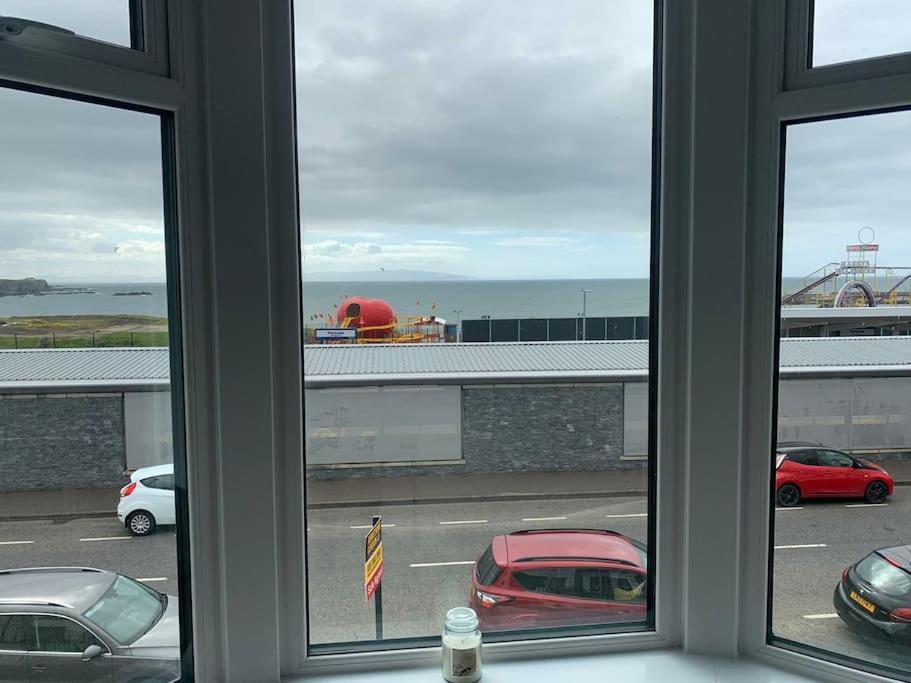 Modern Apartment With Sea Views Portrush Buitenkant foto